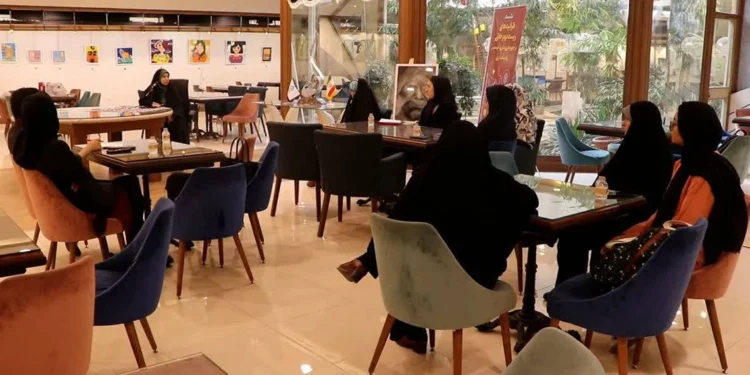 نشست امکان‌ها و ظرفیت‌های زیست‌بوم خلاق